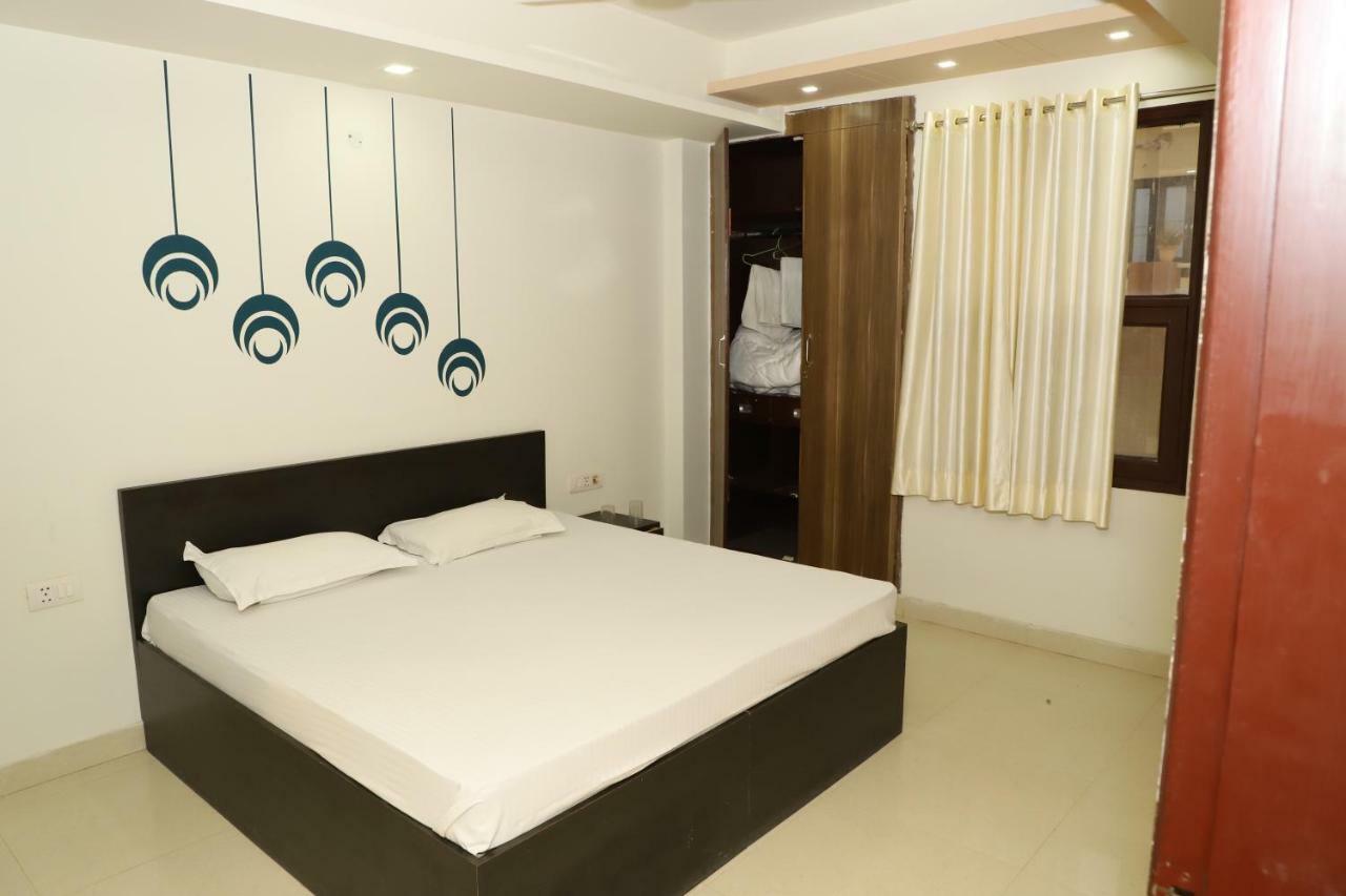 พฤช วิลลา แฟมิลี สวีท Hotel วรินดาวัน ห้อง รูปภาพ